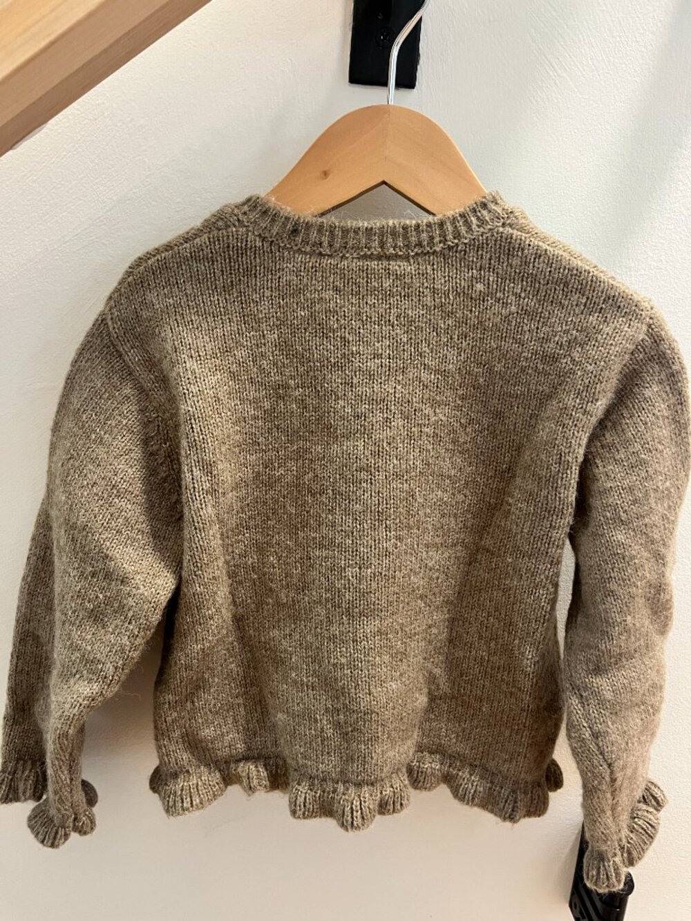 Zara Ruffled Cardigan for baby - Picture 3 of 5